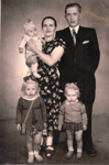 Rodzina Tałajkowskich Wacław,Maria,Grażyna,Alfreda i Agnieszka